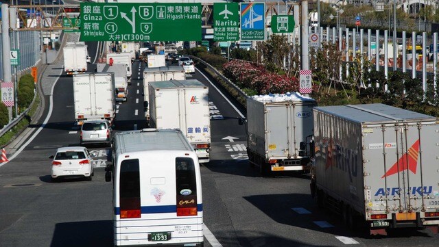トラック運転手 その過酷すぎる労働の実態 卸売 物流 商社 東洋経済オンライン 経済ニュースの新基準