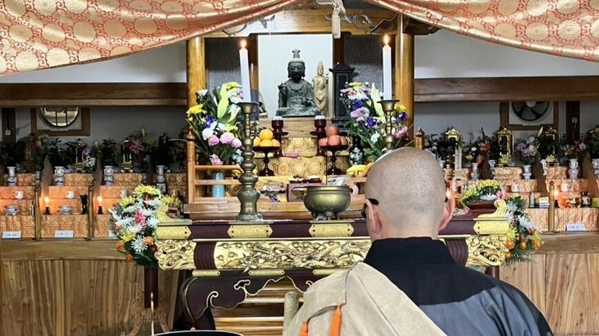 観音寺でまつられている観世音菩薩坐像（写真：対馬市教育委員会提供）