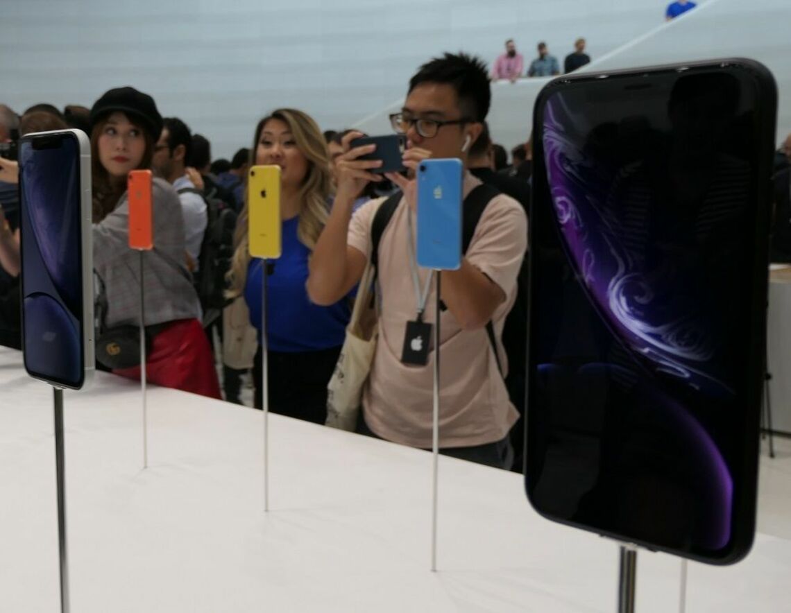 フィル・シラーが iPhone の歴史、広告、市場調査について語る