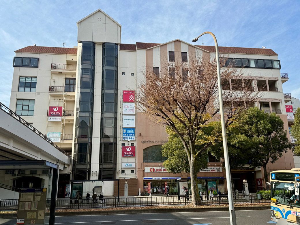 ベイタウン本牧5番街の外壁