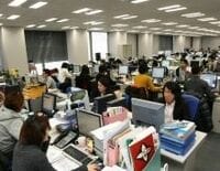 後輩との関係：ときに伴走して支援するスタンスを