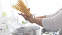 スパゲッティに｢塩｣｢差し水｣は､むしろ余計だ 日本人があまり知らない麺類の事実