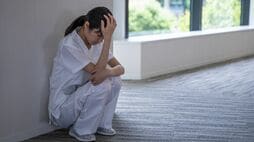 耐えるしかなかった…看護師の心を壊す｢感情労働｣という見えない重荷　"白衣の天使"神話の裏で起こっている真実
