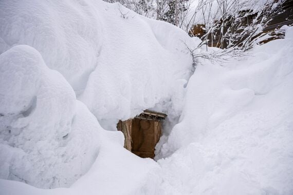 雪室。ここで熟成された「雪室熟成肉」や「雪室珈琲」は驚くべき甘みを放つ
