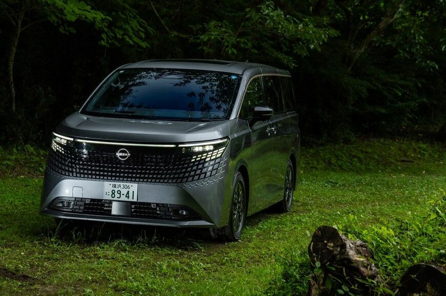 日産の新型「エルグランド」