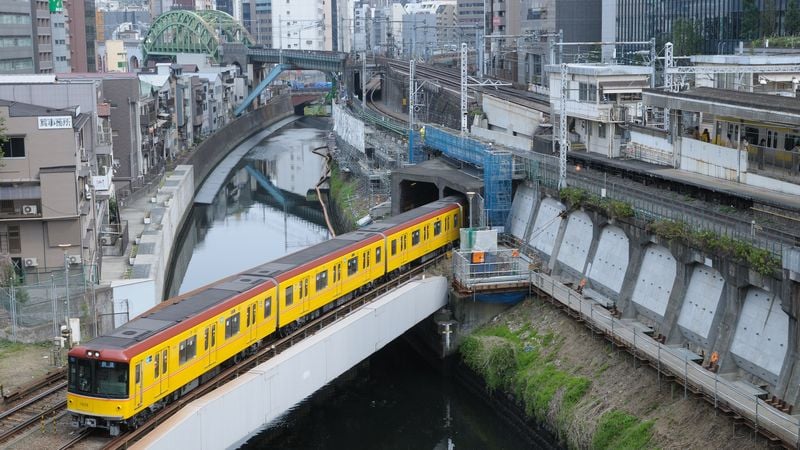 丸ノ内線に 銀座線の電車 がときどき走る理由 通勤電車 東洋経済オンライン 社会をよくする経済ニュース