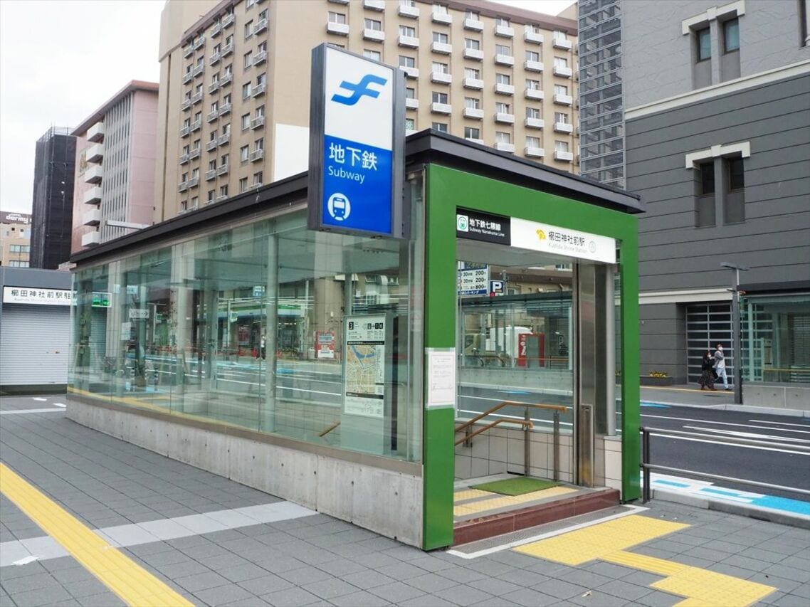 新たに開業した櫛田神社前駅の入り口