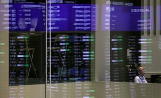 日経平均は大幅反発､一時上げ幅400円超