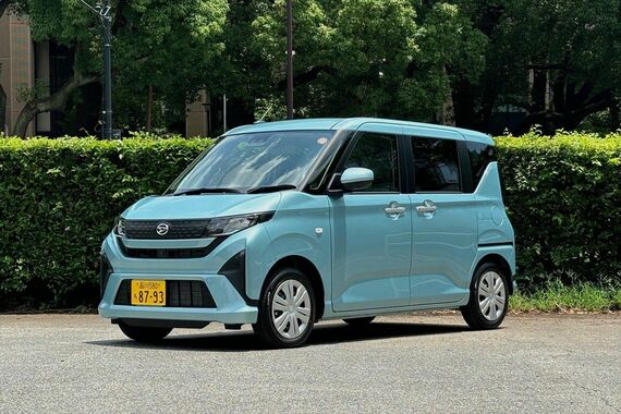 今回、試乗したXグレードの全景。随所にシャープなディテールが見える(筆者撮影)