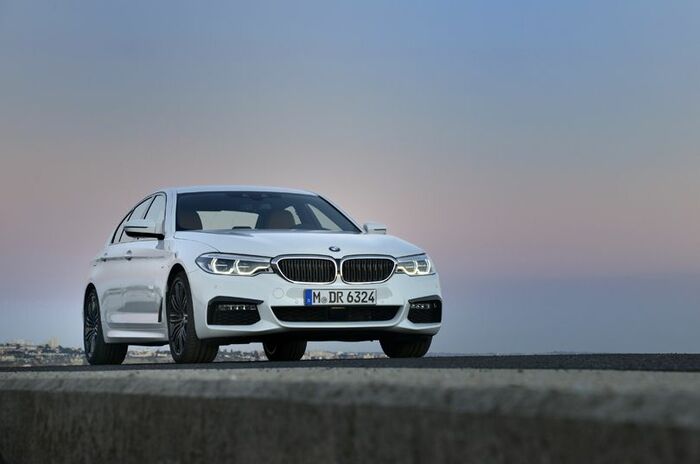 ビー・エム・ダブリュー 540i Mスポーツ｜BMW 540i M Sport