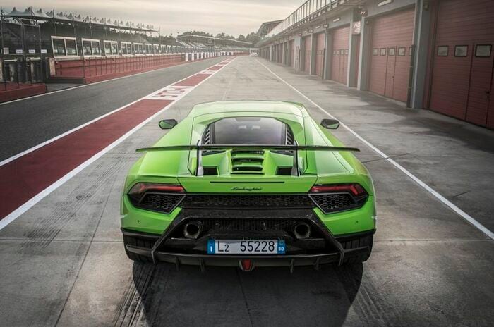 ランボルギーニ ウラカン ペルフォルマンテ｜Lamborghini Huracan Performante