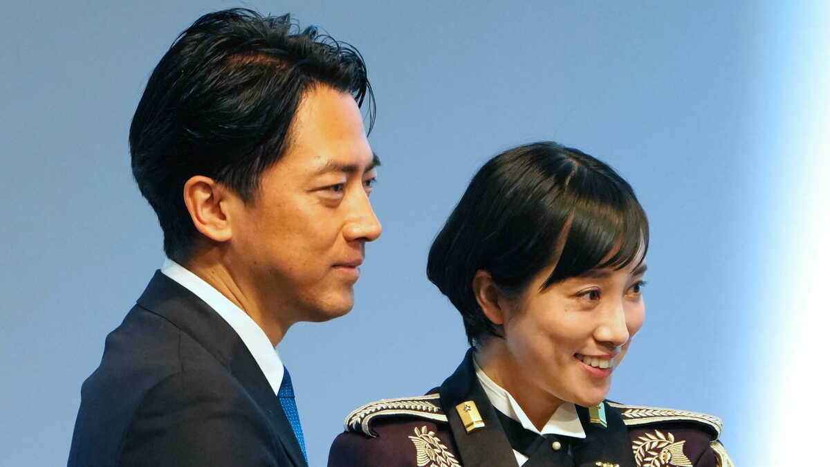 小泉進次郎氏には｢防衛相｣たる自覚と資質があるのか､自民党大会での