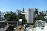西側のエリアにも再開発の計画がある（記者撮影）