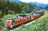 DD51形の重連が牽く急行「ニセコ」＝然別付近にて（撮影：南正時）