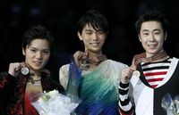 フィギュア世界選手権､羽生選手が逆転優勝 3連覇目指したフェルナンデスは4位に