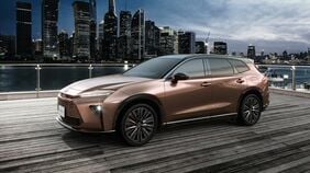 クラウン エステート｢隠れヒット車｣といえるワケ。発売1年の販売データから見えたシリーズを支える功労者