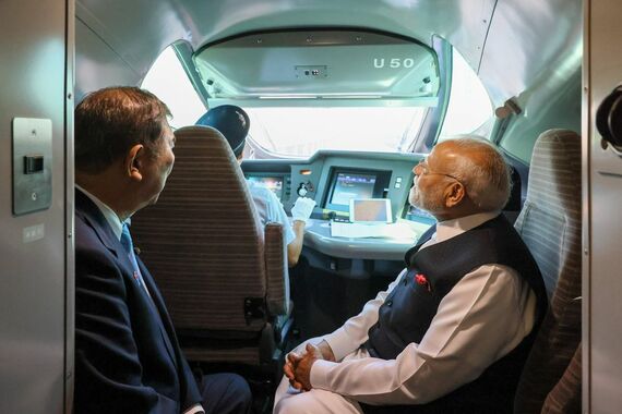 E5系運転台添乗 石破首相・モディ首相