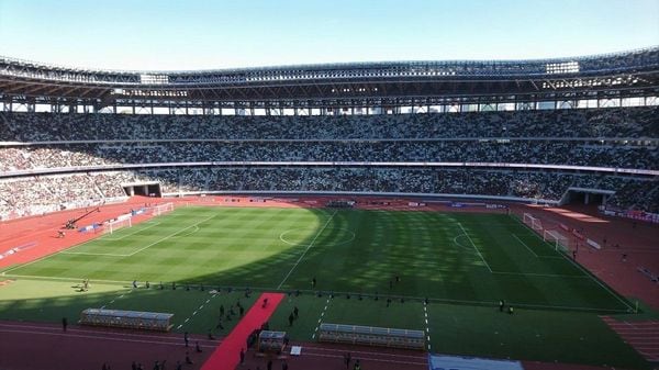 新国立競技場はサッカーの 真の聖地 になるのか スポーツ 東洋経済オンライン 経済ニュースの新基準