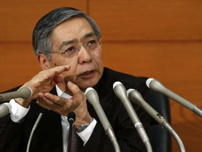 日銀総裁､｢失敗したと言われる筋合いはない｣