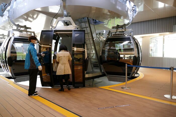 運河パーク駅から乗り込む