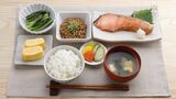 健康のために、食べるものに気をつかう人は多いですが……（写真：tojiko／PIXTA）