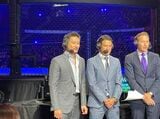 2022年11月に開かれたONEのマレーシア大会でもチャトリ氏は（写真左）解説をこなした（筆者撮影）