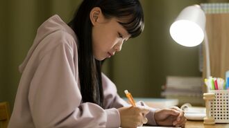 子どもの勉強｢教えないほうが伸びる｣納得の要因