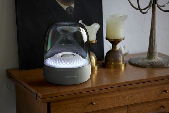 Harman KardonのAura Studio 4