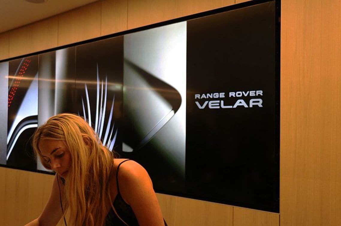 レンジローバー ヴェラール｜Range Rover Velar