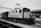 所沢駅構内に停車中のE21形E22。