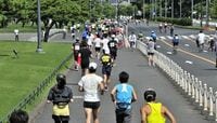 皇居ランナーの大半は、年収700万円超？