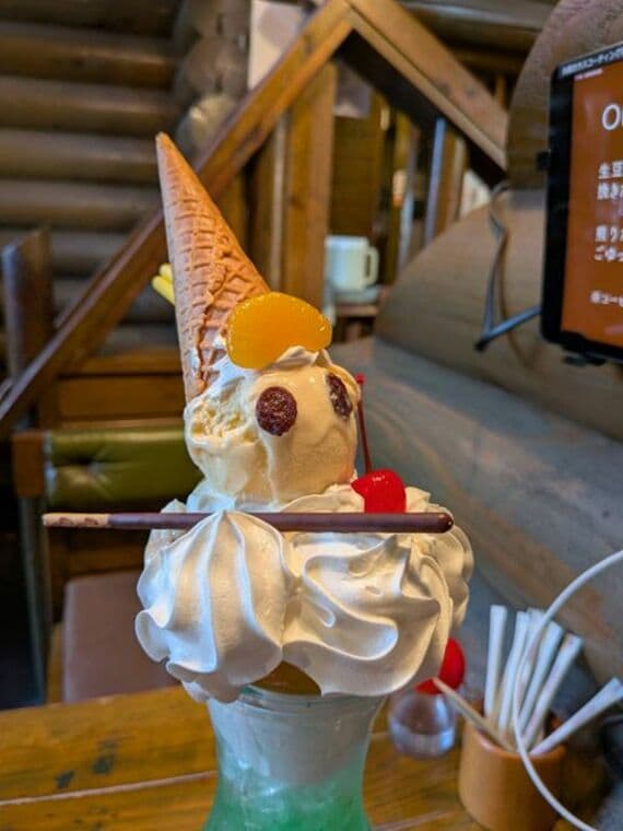 くりーむそーだパフェ