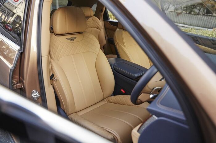 ベントレー ベンテイガ｜Bentley Bentayga