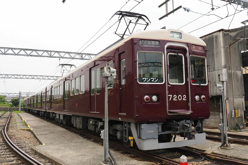 能勢電鉄　7200系　外観