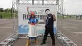 「ドラゴンクエストⅨ 星空の守り人」などに登場した宿屋の看板娘・リッカと記念撮影（筆者撮影） 