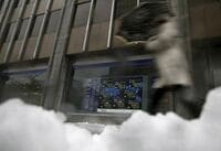 投資家心理悪化で日経平均は一時480円超安 昨年1月16日以来､約1年ぶりの安値を記録