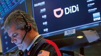 アプリ配信停止の舞台裏 中国ネット配車｢滴滴｣