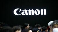 キヤノン､初の赤字が迫る御手洗氏｢次の一手｣ 屋台骨支えるデジカメとオフィスが不振に