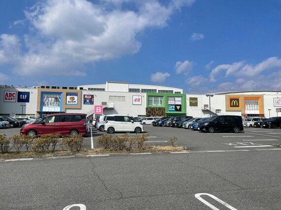 ピエリ守山の外観