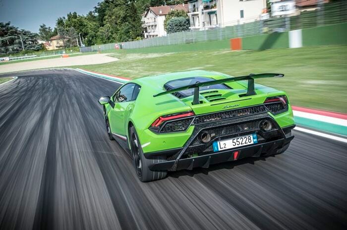 ランボルギーニ ウラカン ペルフォルマンテ｜Lamborghini Huracan Performante