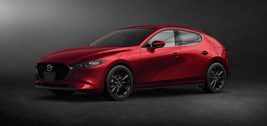 「MAZDA 3 ファストバック」のエクステリア（写真：マツダ）