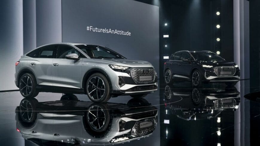 4月14日にお披露目となったAudi Q4 50 e-tron quattroとAudi Q4 Sportback 50 e-tron quattro（写真提供：アウディ）
