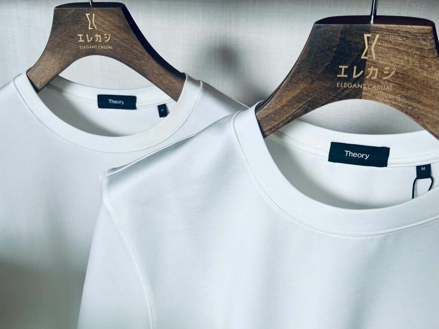 首元がしっかりしたセオリーのTシャツ（写真：筆者撮影）