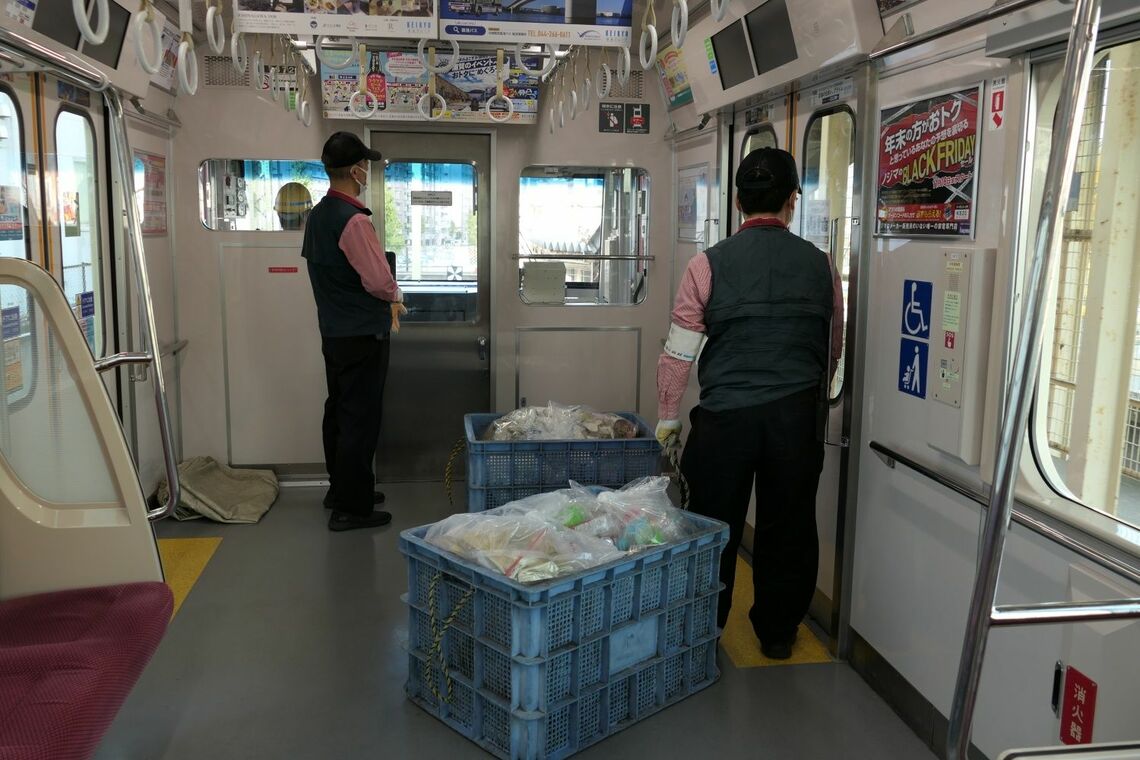 京急品川のゴミを運ぶ電車