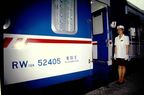 香港発着19K型高包車と乗務員