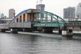 遊歩道化工事が進む旧晴海鉄道橋（2025年2月）。2025年9月19日から遊歩道として一般開放される（筆者撮影）