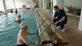 施設で"薬漬け"となった認知症の父親を呼び寄せ介護…群馬｢温泉病院｣に赴任した50代医師が"現代の湯治"に込める思い