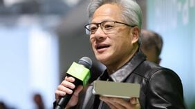 エヌビディアCEOが15日夜に神田の居酒屋を訪れて日本の経営者らと懇談…日本企業との提携をあす発表