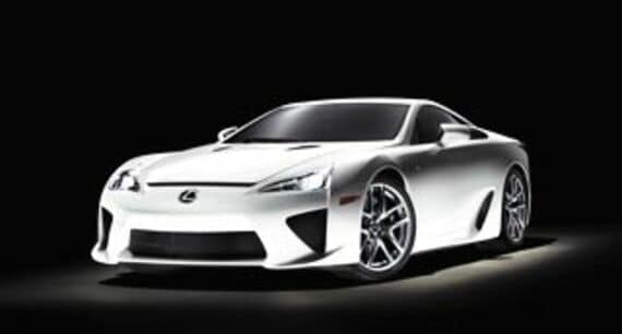 2010年発売のレクサス・LFA