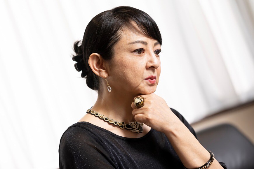 インタビューに答える町さん（写真：今井康一撮影）